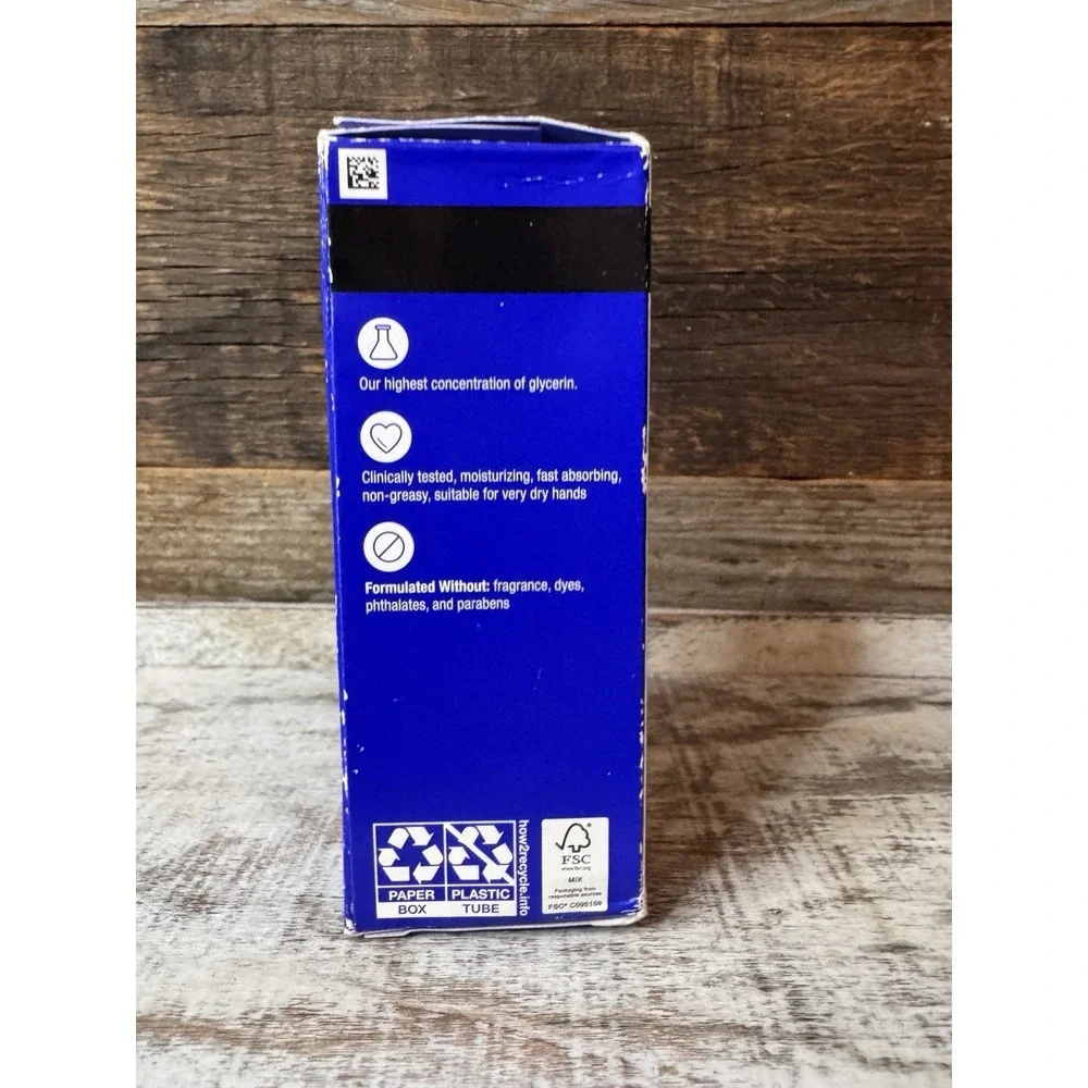Neutrogena Fragrance Hand Cream 2 fl oz – New & Sealed - Damaged‎ Packaging